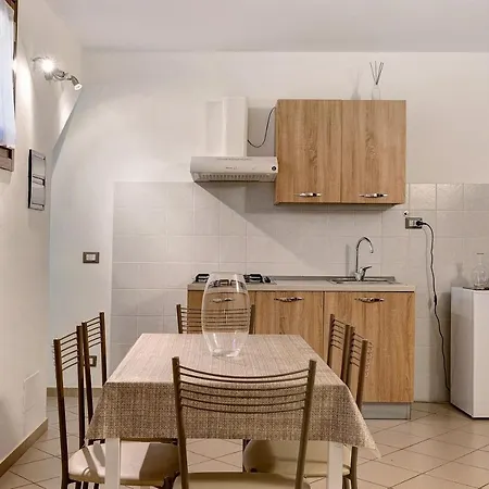 Апартаменты Casa Chicken - Mare, Monti E Bikers *