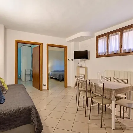 Casa Chicken - Mare, Monti E Bikers Финале Лигуре